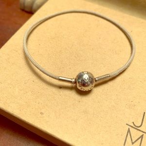 Pandora Lt Gray Cord Essence Bracelet 🌸
